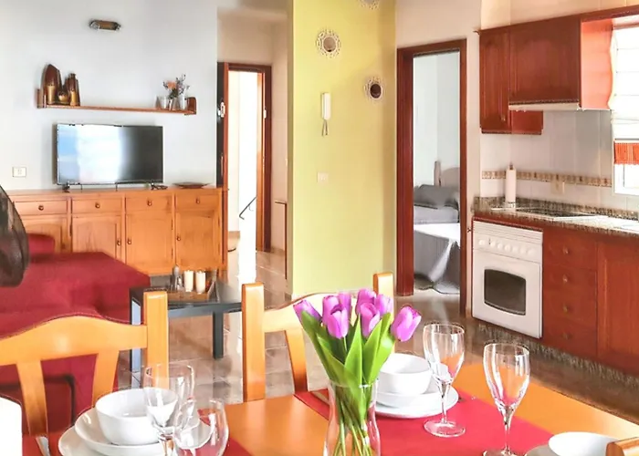 Cozy In Santiago Del Teide 70 M² Mountain View 아파트 *