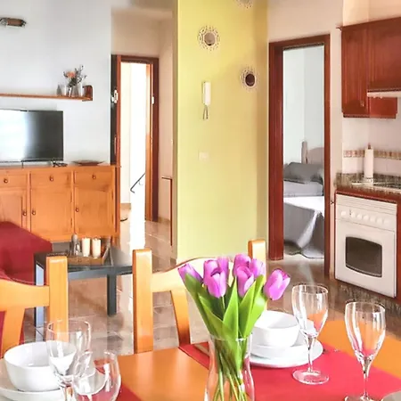 Cozy In Santiago Del Teide 70 M² Mountain View 公寓 *